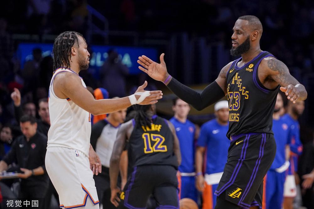 凯斯表现得 凯斯表现得