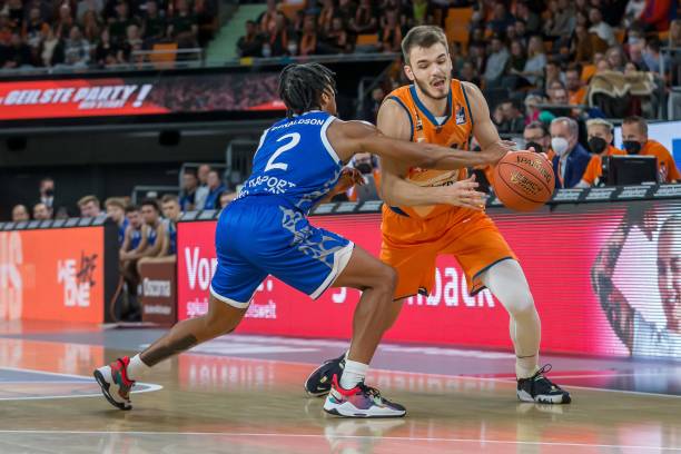 球队从锋线 球队从锋线